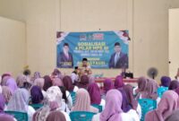 {Anggota MPR RI Dapil Banten 1 Ahmad Fauzi Sosialisasikan Empat Pilar Kebangsaan di Pandegļang. (Dok. Harianbanten.com /Yadi)