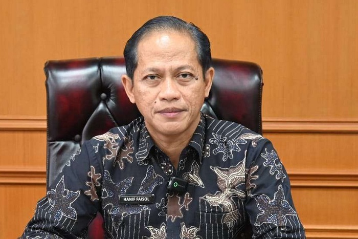 Menteri Lingkungan Hidup Hanif Faisol Nurofiq. (Dok. dlhk.acehprov.go.id)